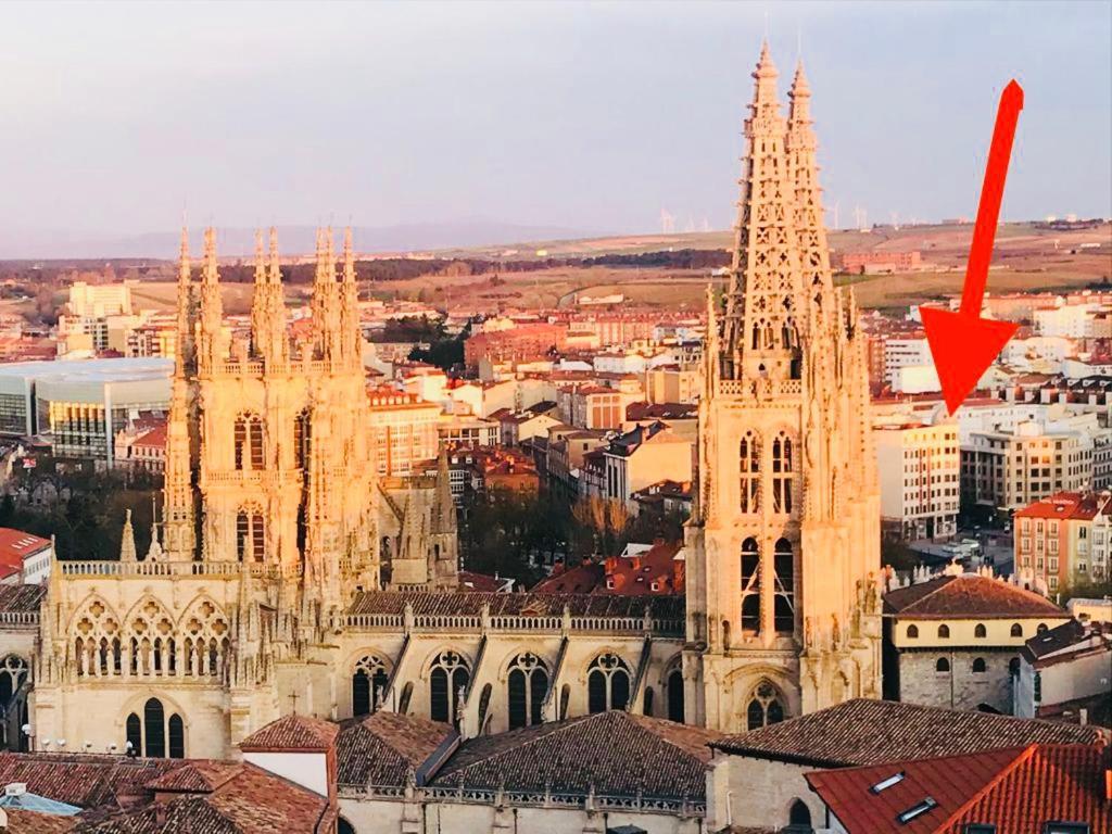 Viendo La Catedral Desde Plaza Vega Apartment Burgos Exterior photo